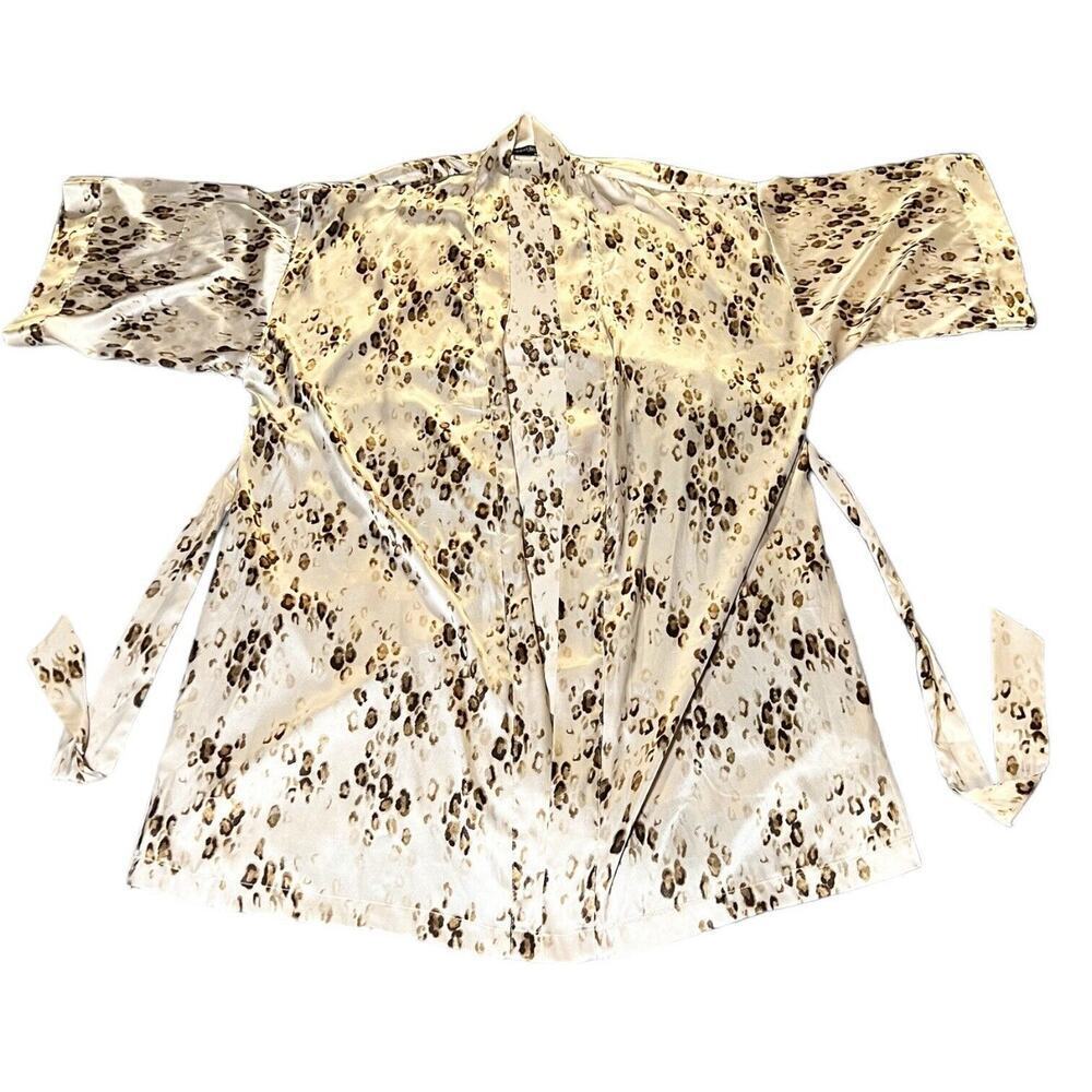 Victorias Secret Women Belted Satin Kimono Robe Size M/L Leopard Intimate Pocket